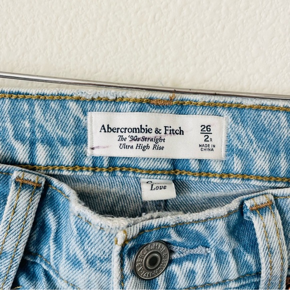 Abercrombie & Fitch SIZE 26 Curve Love The ‘90s Straight Ultra High Rise Jeans - Picture 4 of 6